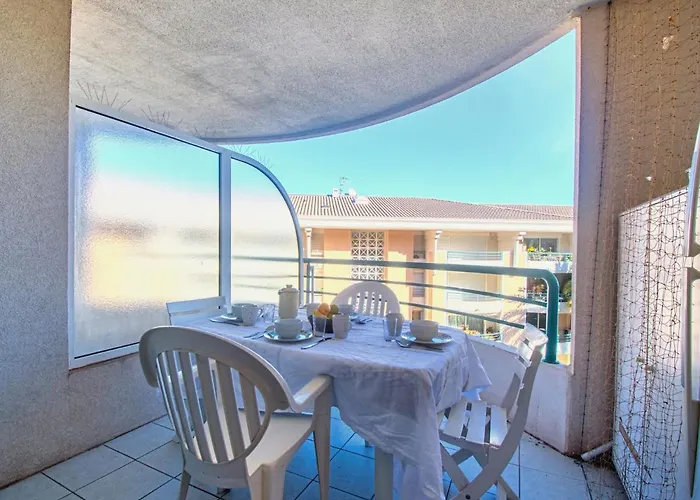 Le Cesaree-2 By Interhome Fréjus