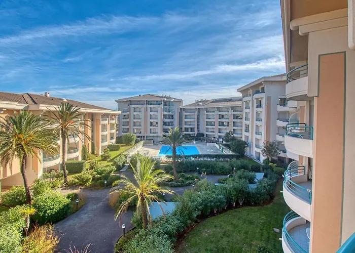Le Cesaree-2 By Interhome Fréjus