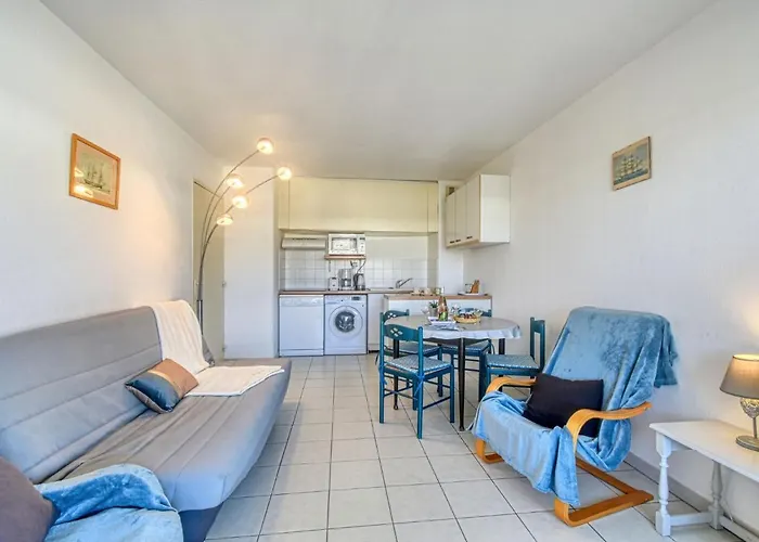 Le Cesaree-2 By Interhome Fréjus